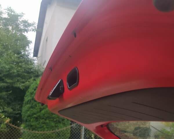 Красный Хендай и10, объемом двигателя 1.09 л и пробегом 140 тыс. км за 3900 $, фото 17 на Automoto.ua