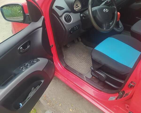 Красный Хендай и10, объемом двигателя 1.09 л и пробегом 140 тыс. км за 3900 $, фото 11 на Automoto.ua
