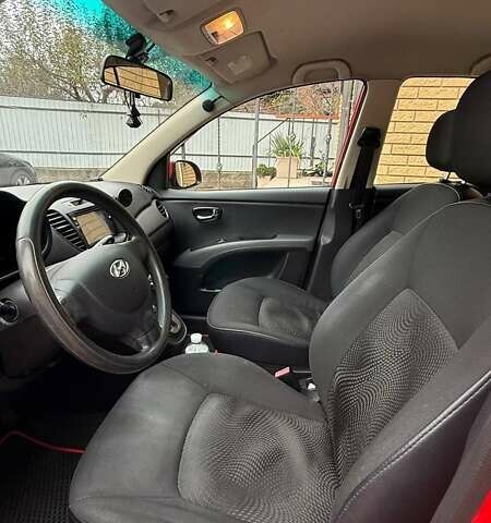 Красный Хендай и10, объемом двигателя 1.25 л и пробегом 186 тыс. км за 6100 $, фото 6 на Automoto.ua