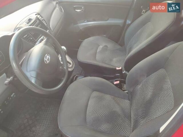 Хендай и10 2011 в Запорожье на Automoto.ua Красный Хендай и10, объемом двигателя 1.25 л и пробегом 65 тыс. км за 6800 $, фото 5 на Automoto.ua
