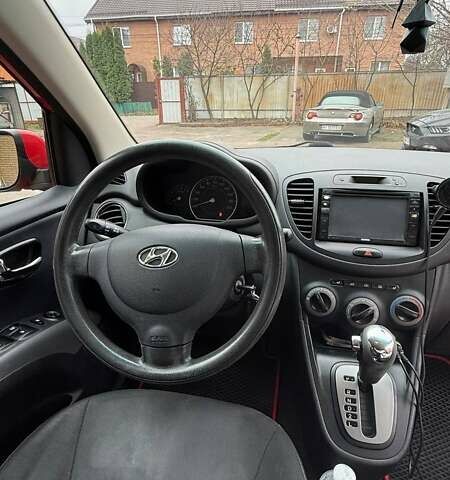 Красный Хендай и10, объемом двигателя 1.25 л и пробегом 186 тыс. км за 6100 $, фото 10 на Automoto.ua