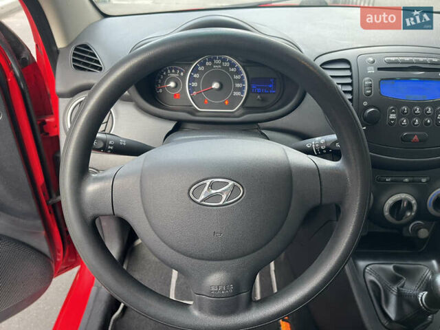 Красный Хендай и10, объемом двигателя 1.1 л и пробегом 117 тыс. км за 5499 $, фото 29 на Automoto.ua