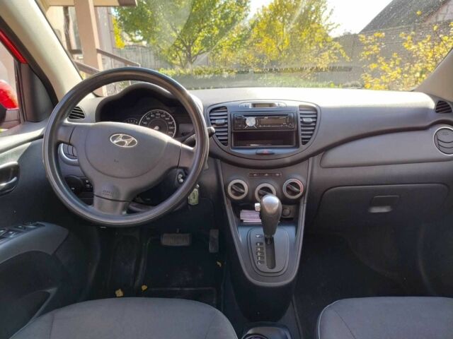 Красный Хендай и10, объемом двигателя 1.1 л и пробегом 114 тыс. км за 6400 $, фото 8 на Automoto.ua