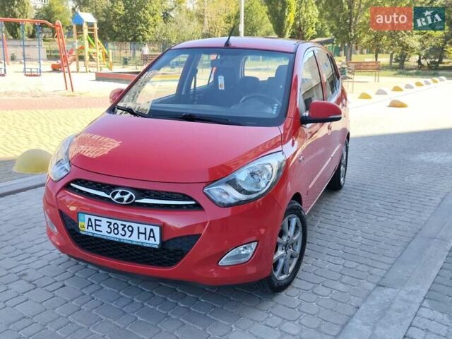 Красный Хендай и10, объемом двигателя 1.2 л и пробегом 108 тыс. км за 7000 $, фото 7 на Automoto.ua