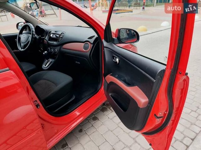 Красный Хендай и10, объемом двигателя 1.2 л и пробегом 108 тыс. км за 7000 $, фото 41 на Automoto.ua