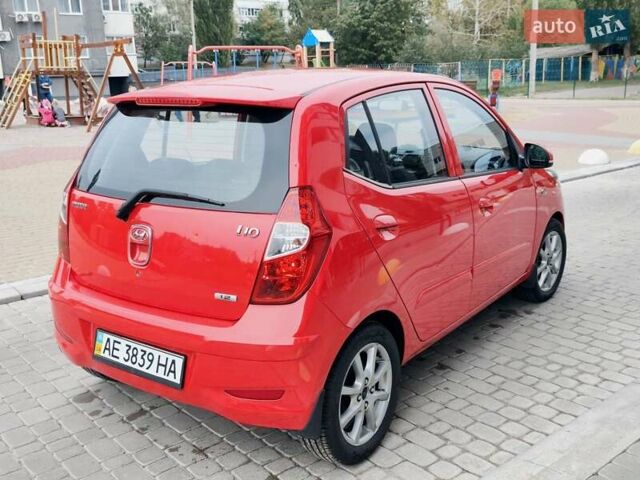 Красный Хендай и10, объемом двигателя 1.2 л и пробегом 108 тыс. км за 7000 $, фото 22 на Automoto.ua