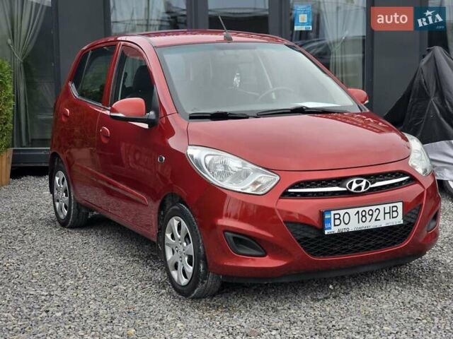 Красный Хендай и10, объемом двигателя 1.1 л и пробегом 176 тыс. км за 6499 $, фото 7 на Automoto.ua