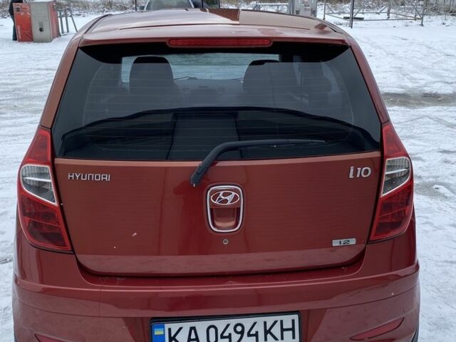 Красный Хендай и10, объемом двигателя 1.2 л и пробегом 162 тыс. км за 6200 $, фото 3 на Automoto.ua