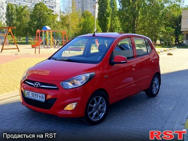 Красный Хендай и10, объемом двигателя 1.2 л и пробегом 108 тыс. км за 6950 $, фото 5 на Automoto.ua
