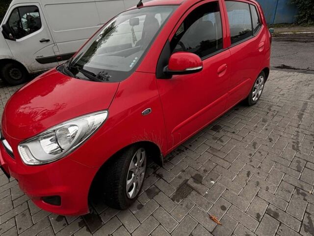Хендай и10 2012 в Черкассах на Automoto.ua Красный Хендай и10, объемом двигателя 1.09 л и пробегом 66 тыс. км за 4487 $, фото 3 на Automoto.ua
