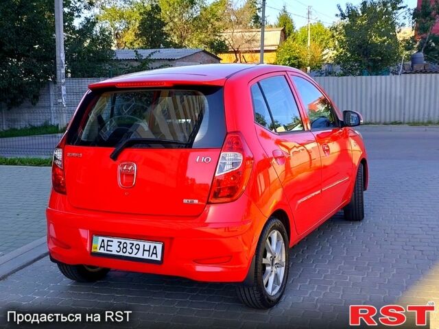 Красный Хендай и10, объемом двигателя 1.2 л и пробегом 108 тыс. км за 6950 $, фото 3 на Automoto.ua
