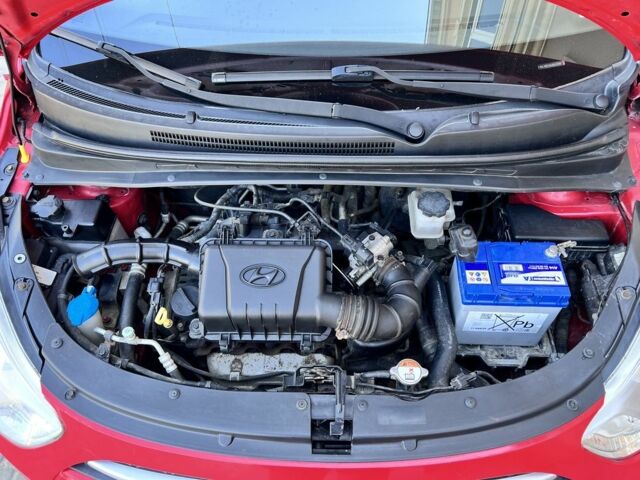 Красный Хендай и10, объемом двигателя 1.2 л и пробегом 125 тыс. км за 5500 $, фото 14 на Automoto.ua