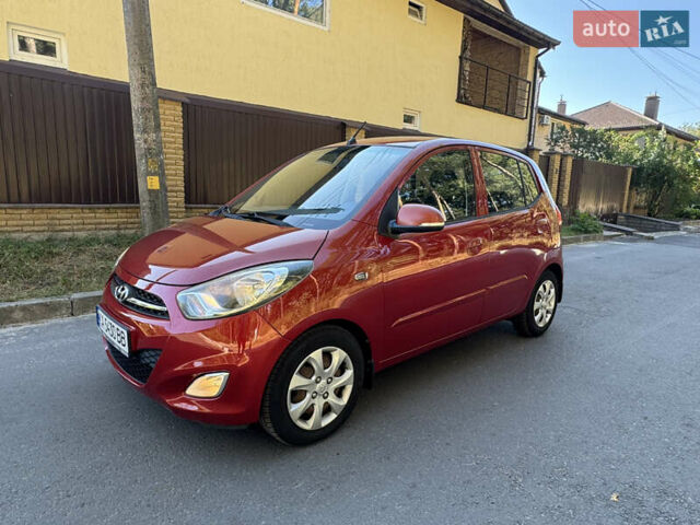 Красный Хендай и10, объемом двигателя 1.25 л и пробегом 78 тыс. км за 7300 $, фото 2 на Automoto.ua
