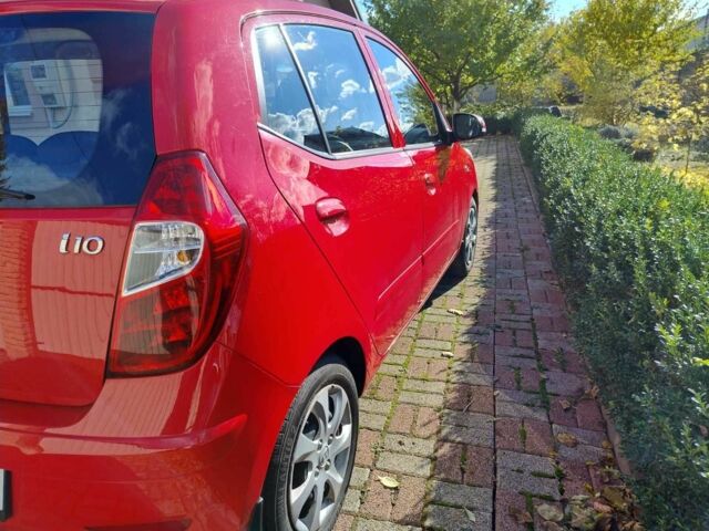 Красный Хендай и10, объемом двигателя 1.1 л и пробегом 114 тыс. км за 6400 $, фото 5 на Automoto.ua