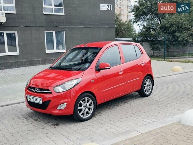 Красный Хендай и10, объемом двигателя 1.2 л и пробегом 108 тыс. км за 7000 $, фото 13 на Automoto.ua