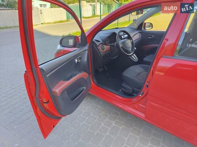 Красный Хендай и10, объемом двигателя 1.2 л и пробегом 108 тыс. км за 7000 $, фото 31 на Automoto.ua