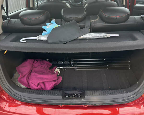 Красный Хендай и10, объемом двигателя 1.09 л и пробегом 91 тыс. км за 5000 $, фото 13 на Automoto.ua