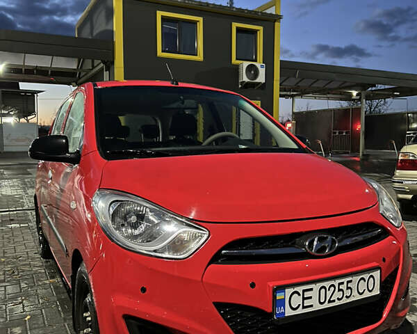 Хендай и10 2012 в Черновцах на Automoto.ua Красный Хендай и10, объемом двигателя 1.09 л и пробегом 185 тыс. км за 6200 $, фото 2 на Automoto.ua