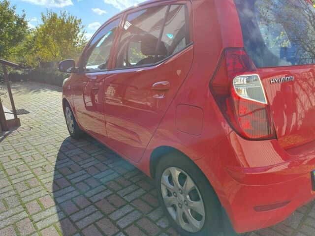 Красный Хендай и10, объемом двигателя 1.1 л и пробегом 114 тыс. км за 6400 $, фото 6 на Automoto.ua