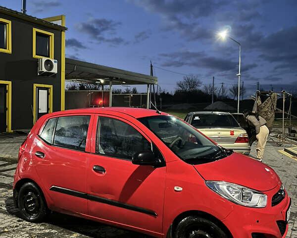 Хендай и10 2012 в Черновцах на Automoto.ua Красный Хендай и10, объемом двигателя 1.09 л и пробегом 185 тыс. км за 6200 $, фото 3 на Automoto.ua