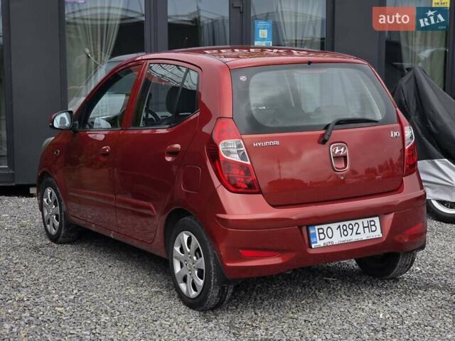 Красный Хендай и10, объемом двигателя 1.1 л и пробегом 176 тыс. км за 6499 $, фото 10 на Automoto.ua