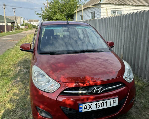 Красный Хендай и10, объемом двигателя 1.09 л и пробегом 91 тыс. км за 5000 $, фото 4 на Automoto.ua