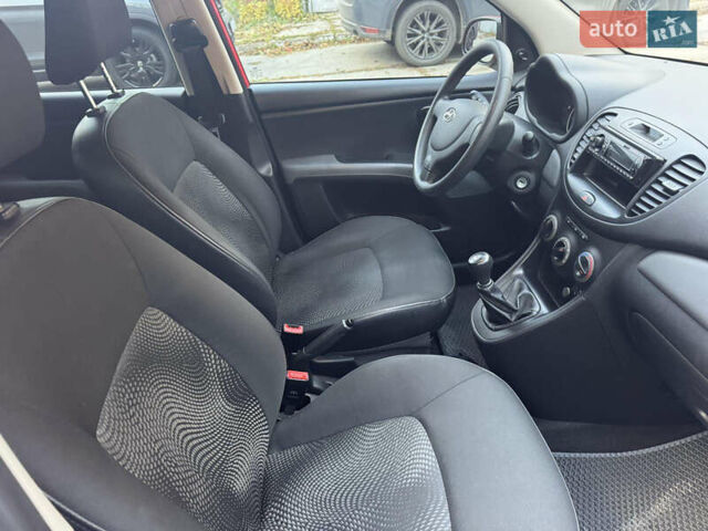 Красный Хендай и10, объемом двигателя 1.1 л и пробегом 48 тыс. км за 5900 $, фото 15 на Automoto.ua