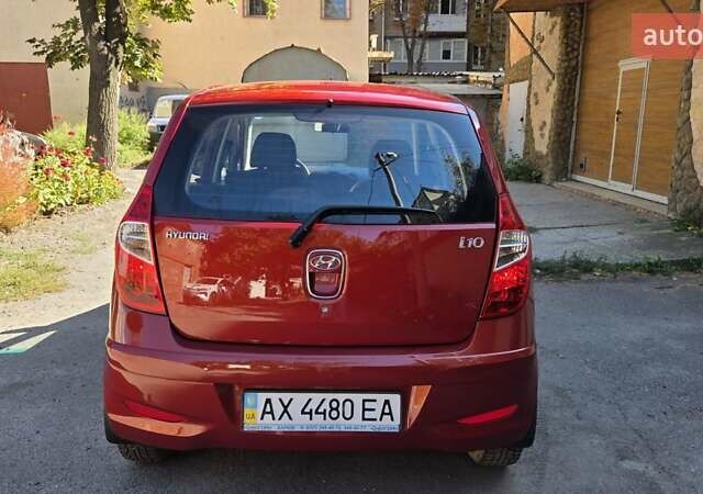 Хендай и10 2013 в Харькове на Automoto.ua Красный Хендай и10, объемом двигателя 1.2 л и пробегом 48 тыс. км за 8950 $, фото 27 на Automoto.ua