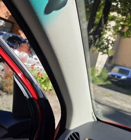 Хендай и10 2013 в Харькове на Automoto.ua Красный Хендай и10, объемом двигателя 1.2 л и пробегом 48 тыс. км за 8950 $, фото 46 на Automoto.ua