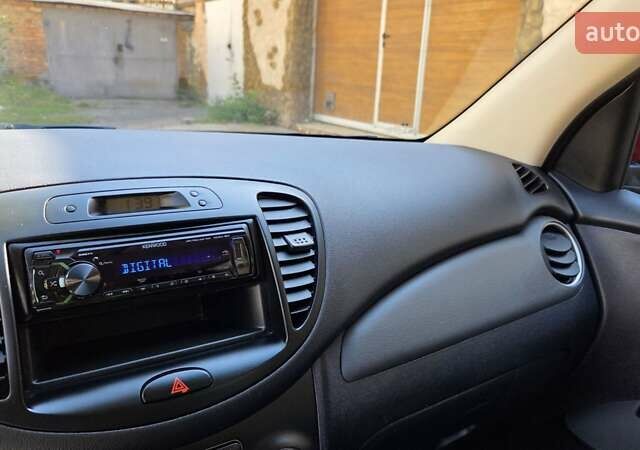 Красный Хендай и10, объемом двигателя 1.2 л и пробегом 48 тыс. км за 9000 $, фото 49 на Automoto.ua