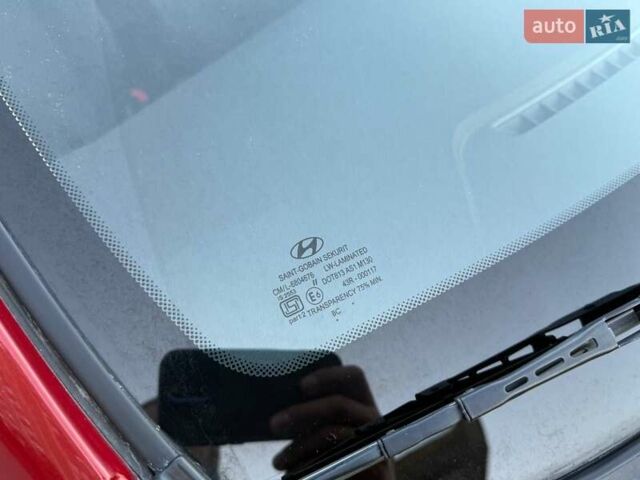 Красный Хендай и10, объемом двигателя 1.2 л и пробегом 48 тыс. км за 9000 $, фото 12 на Automoto.ua