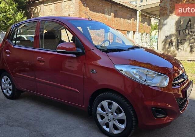 Хендай и10 2013 в Харькове на Automoto.ua Красный Хендай и10, объемом двигателя 1.2 л и пробегом 48 тыс. км за 8950 $, фото 17 на Automoto.ua