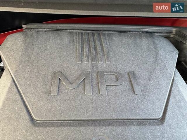Червоний Хендай і10, об'ємом двигуна 1.2 л та пробігом 18 тис. км за 14700 $, фото 18 на Automoto.ua