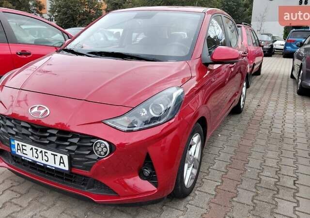 Червоний Хендай і10, об'ємом двигуна 1.2 л та пробігом 42 тис. км за 11700 $, фото 8 на Automoto.ua