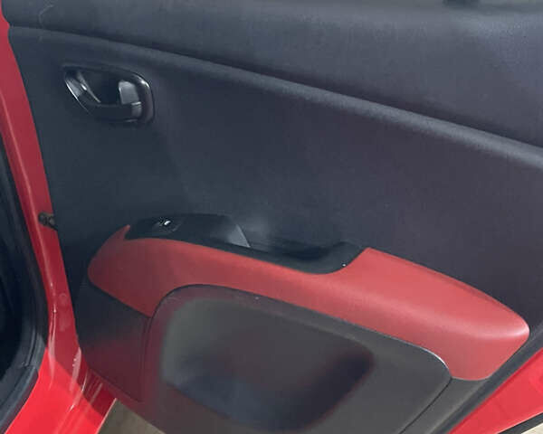 Хендай и10, объемом двигателя 1.1 л и пробегом 138 тыс. км за 5500 $, фото 70 на Automoto.ua
