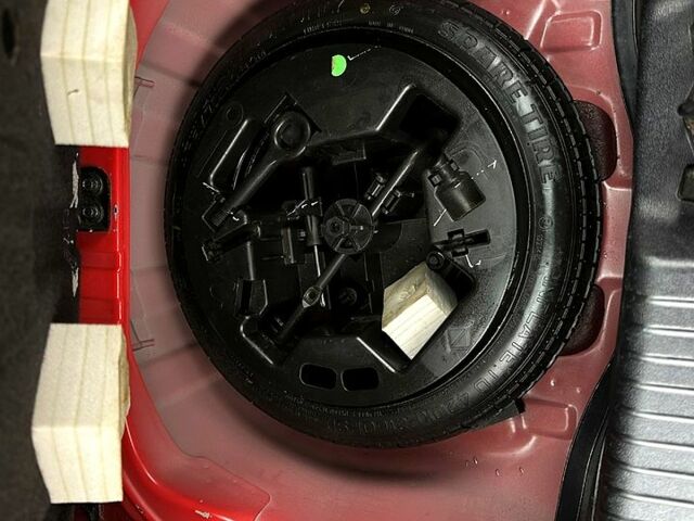 Хендай и10, объемом двигателя 1.1 л и пробегом 113 тыс. км за 5000 $, фото 10 на Automoto.ua