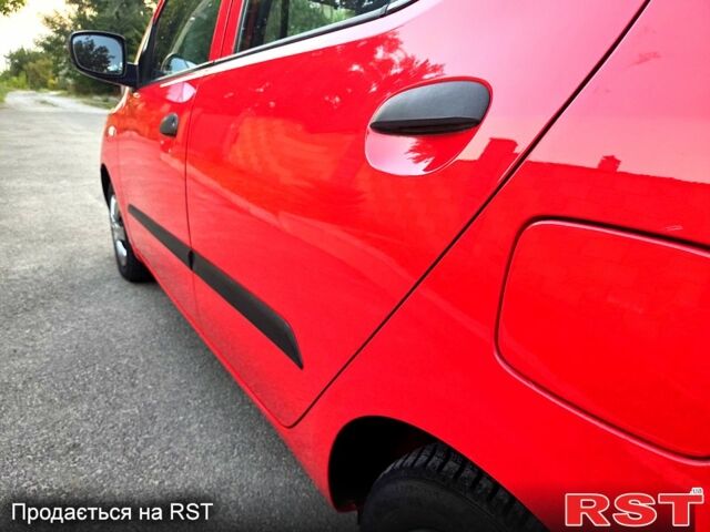 Хендай и10, объемом двигателя 1.1 л и пробегом 127 тыс. км за 3999 $, фото 8 на Automoto.ua