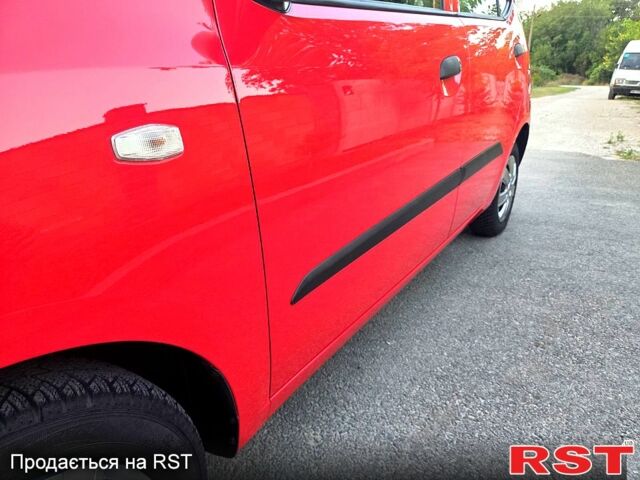 Хендай и10, объемом двигателя 1.1 л и пробегом 127 тыс. км за 3999 $, фото 3 на Automoto.ua