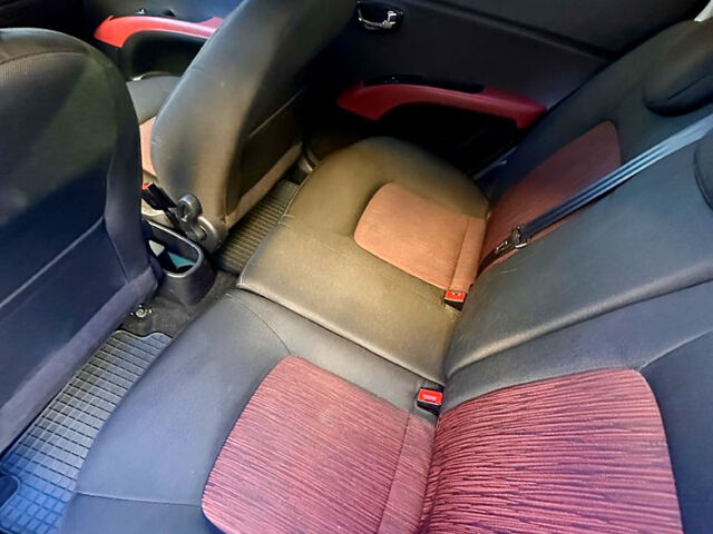 Хендай і10, об'ємом двигуна 1.2 л та пробігом 76 тис. км за 7500 $, фото 10 на Automoto.ua