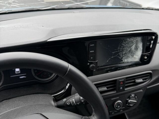 Хендай и10, объемом двигателя 1.2 л и пробегом 10 тыс. км за 9200 $, фото 10 на Automoto.ua