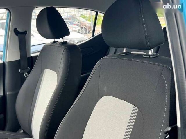 Хендай и10, объемом двигателя 1.2 л и пробегом 8 тыс. км за 15999 $, фото 22 на Automoto.ua