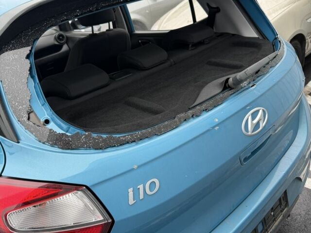 Хендай и10, объемом двигателя 1.2 л и пробегом 10 тыс. км за 9200 $, фото 16 на Automoto.ua