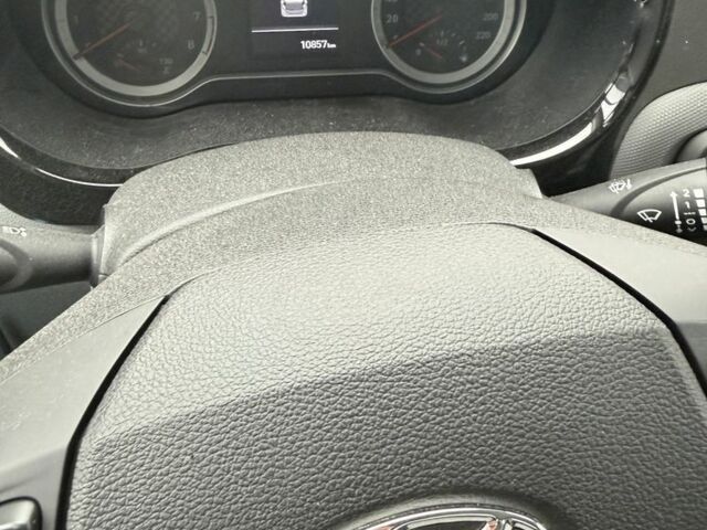 Хендай и10, объемом двигателя 1.2 л и пробегом 10 тыс. км за 9200 $, фото 9 на Automoto.ua