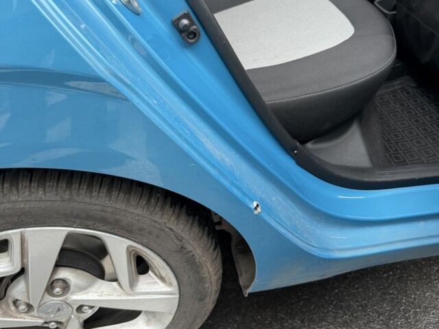 Хендай и10, объемом двигателя 1.2 л и пробегом 10 тыс. км за 9200 $, фото 21 на Automoto.ua