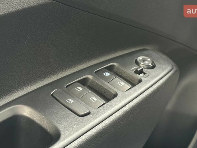 Хендай і10, об'ємом двигуна 1.2 л та пробігом 0 тис. км за 19152 $, фото 18 на Automoto.ua