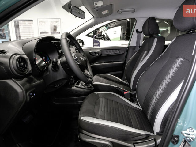 купить новое авто Хендай и10 2025 года от официального дилера Hyundai центр Львів Хендай фото