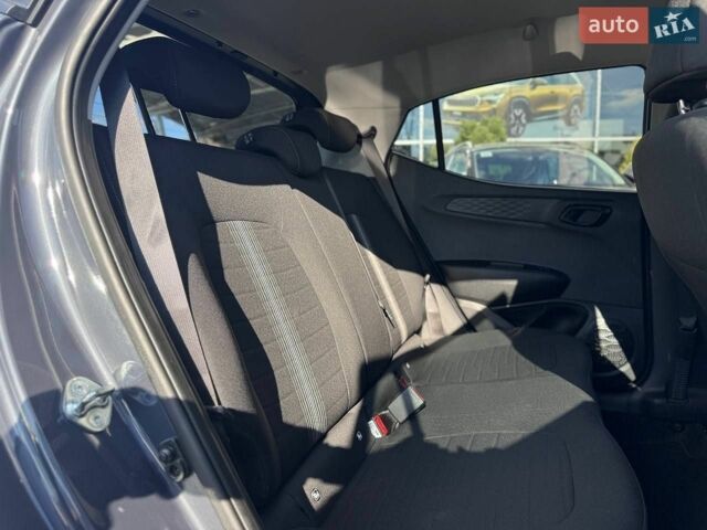 Хендай и10, объемом двигателя 1.2 л и пробегом 30 тыс. км за 17429 $, фото 18 на Automoto.ua