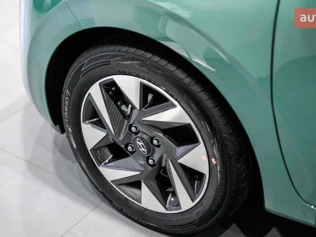 купить новое авто Хендай и10 2025 года от официального дилера Hyundai центр Львів Хендай фото