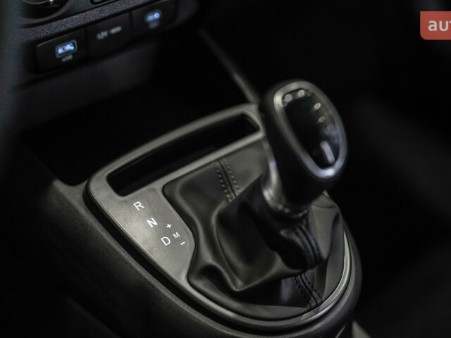 купить новое авто Хендай и10 2025 года от официального дилера Hyundai центр Львів Хендай фото