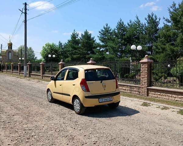 Желтый Хендай и10, объемом двигателя 1.09 л и пробегом 174 тыс. км за 4900 $, фото 5 на Automoto.ua